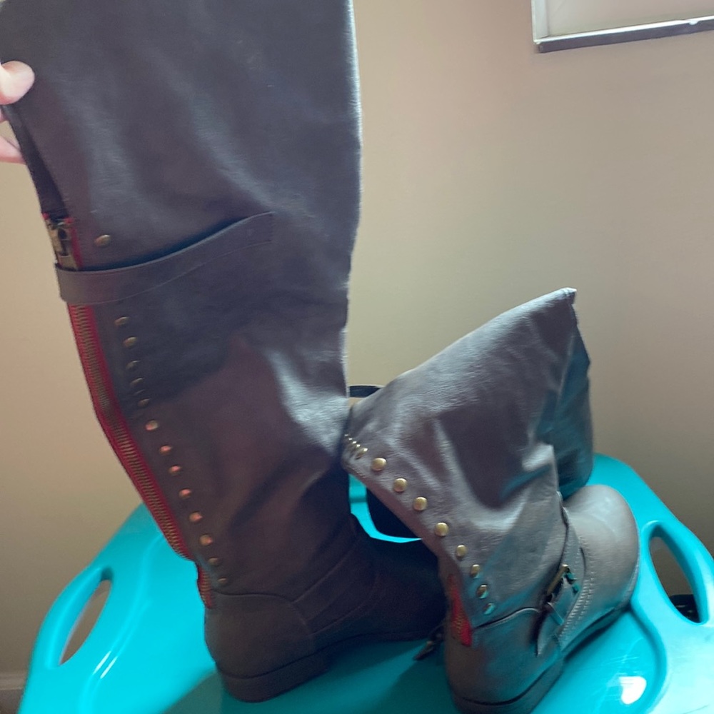 Over the knee boots